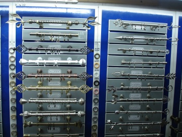 картинка Вітрина на Литі Карнизи (8 елементи) от магазина Карнизы